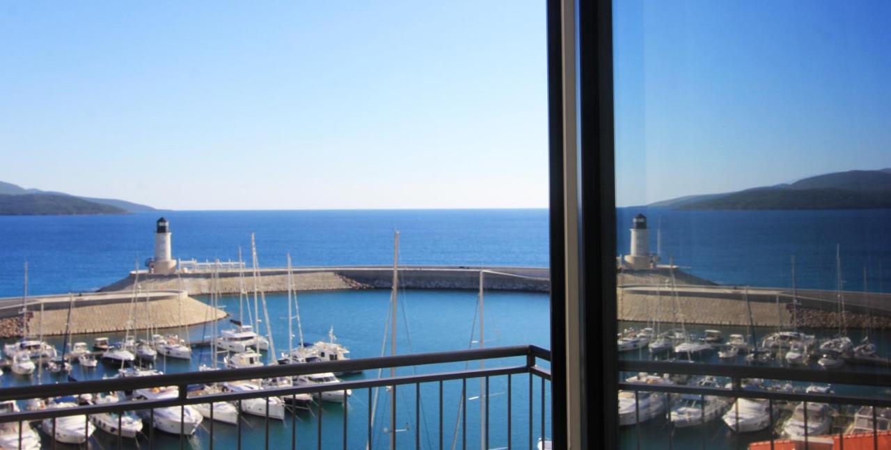Lustica Bay Magnolia Apartment 蒂瓦特 外观 照片